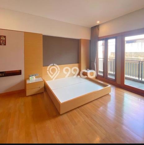 Jual Rumah Luas Elegan Dengan View Cantik di Gatot Subroto, Bandung Jual Rumah Luas Elegan Dengan View Cantik di Gatot Subroto, Bandung