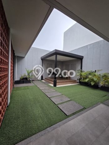 Rumah Elit Modern Tanpa Renovasi di Summarecon Bandung Bandung Rumah Elit Modern Tanpa Renovasi di Summarecon Bandung Bandung