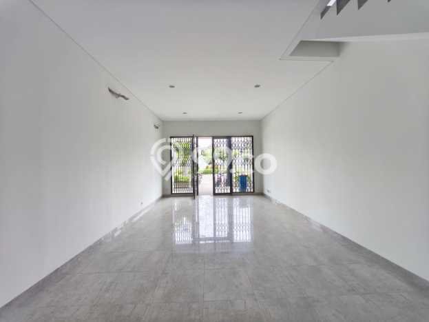 Disewakan Ruko di Kawasan Ramai Podomoro Park Bandung Luas 150m2 Disewakan Ruko di Kawasan Ramai Podomoro Park Bandung Luas 150m2