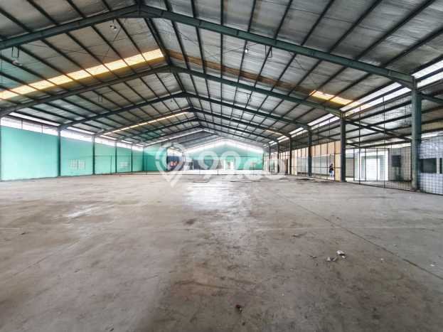 Unit Gudang Tersedia di Soekarno Hatta Spesifikasi LB 2400m2 Unit Gudang Tersedia di Soekarno Hatta Spesifikasi LB 2400m2