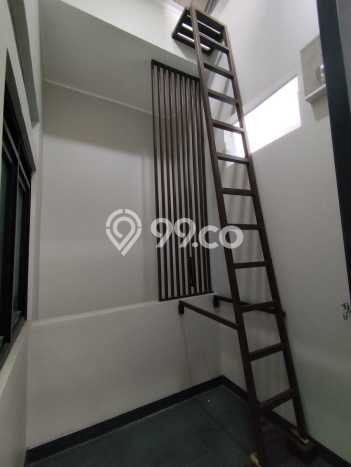 Rumah Modern 4 KT LT 82m2 di Taman Kopo Indah Rumah Modern 4 KT LT 82m2 di Taman Kopo Indah