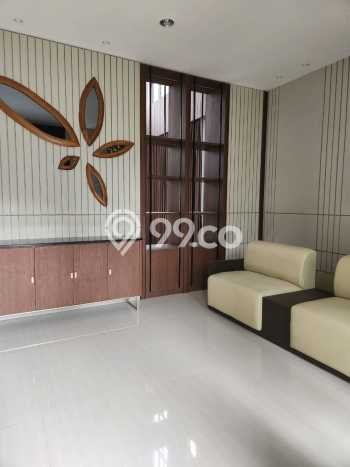 Ready to Use! Luxury House LT 475m2 Desain Elegan di Summarecon Bandung Ready to Use! Luxury House LT 475m2 Desain Elegan di Summarecon Bandung