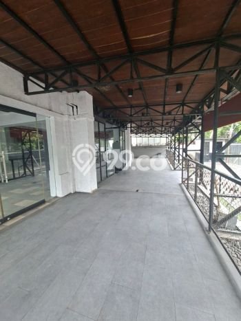 Disewakan Komersial di Kawasan Ramai Riau Luas 600m2 Disewakan Komersial di Kawasan Ramai Riau Luas 600m2