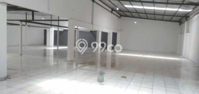 Gudang Dijual di Bandung LT 618m2 & LB 500m2 Lokasi Terbaik! Gudang Dijual di Bandung LT 618m2 & LB 500m2 Lokasi Terbaik!