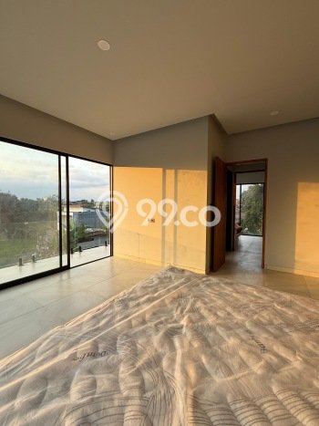 Vila Strategis Kawasan , Luas 130m2m², Akses ke beragam fasilitas Vila Strategis Kawasan , Luas 130m2m², Akses ke beragam fasilitas