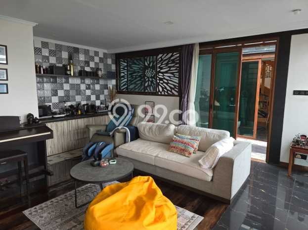 Rumah Elit Modern Tanpa Renovasi di Dago Pakar Bandung Rumah Elit Modern Tanpa Renovasi di Dago Pakar Bandung