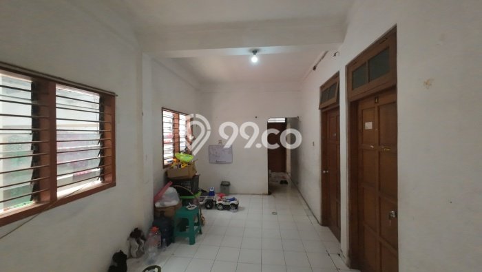 Rumah Kost untuk Dijual di Kartosuro dengan 17 KT, 7 KM, Luas 400m2 Rumah Kost untuk Dijual di Kartosuro dengan 17 KT, 7 KM, Luas 400m2