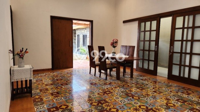 Rumah Elit LB 150m2 Siap Huni Desain Elegan di Kartosuro, Sukoharjo Rumah Elit LB 150m2 Siap Huni Desain Elegan di Kartosuro, Sukoharjo