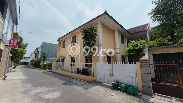 Rumah Kost untuk Dijual di Kartosuro dengan 17 KT, 7 KM, Luas 400m2 Rumah Kost untuk Dijual di Kartosuro dengan 17 KT, 7 KM, Luas 400m2