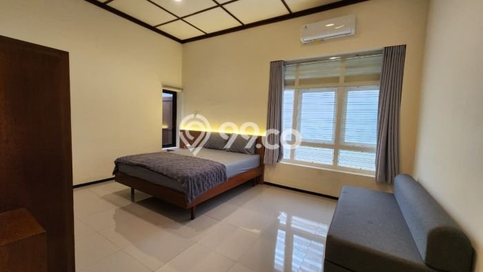 Lokasi strategis! Rumah siap huni disewakan di Pasar Kliwon LB 90m2 Lokasi strategis! Rumah siap huni disewakan di Pasar Kliwon LB 90m2