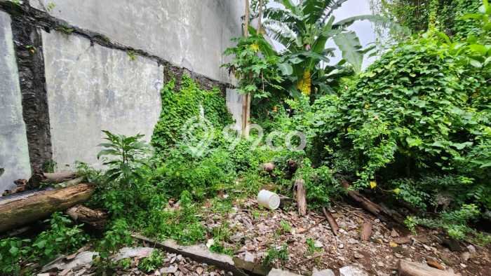 Tanah Komersial Disewakan di Jebres Solo Seluas 1125m2 Tanah Komersial Disewakan di Jebres Solo Seluas 1125m2