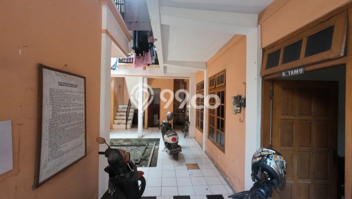Rumah Kost untuk Dijual di Kartosuro dengan 17 KT, 7 KM, Luas 400m2 Rumah Kost untuk Dijual di Kartosuro dengan 17 KT, 7 KM, Luas 400m2