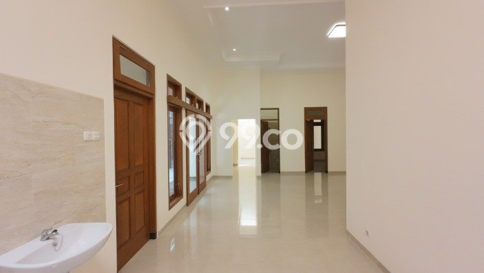 Dijual Rumah Mewah Exclusive di Banjarsari, Solo Dijual Rumah Mewah Exclusive di Banjarsari, Solo