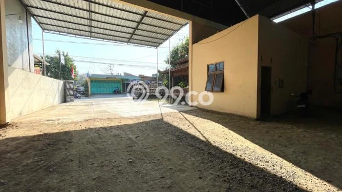 Gudang disewakan di Ngemplak Boyolali dengan luas bangunan 1400m2 Gudang disewakan di Ngemplak Boyolali dengan luas bangunan 1400m2