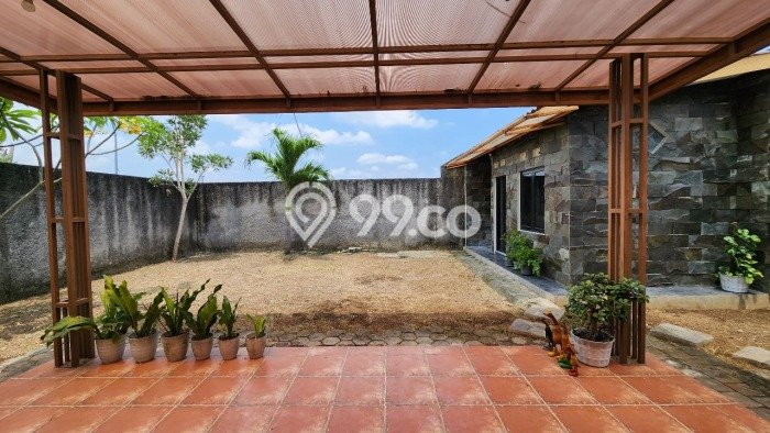 Rumah Elit LB 150m2 Siap Huni Desain Elegan di Kartosuro, Sukoharjo Rumah Elit LB 150m2 Siap Huni Desain Elegan di Kartosuro, Sukoharjo