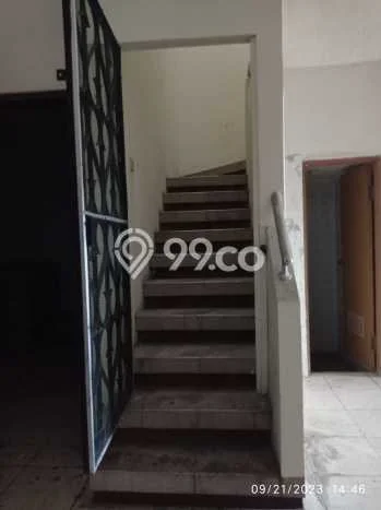 Area Ramai! Ruko Dijual di Cipedes untuk Bisnis Luas Bangunan 168m2 Area Ramai! Ruko Dijual di Cipedes untuk Bisnis Luas Bangunan 168m2
