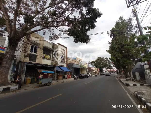 Area Ramai! Ruko Dijual di Cipedes untuk Bisnis Luas Bangunan 168m2 Area Ramai! Ruko Dijual di Cipedes untuk Bisnis Luas Bangunan 168m2