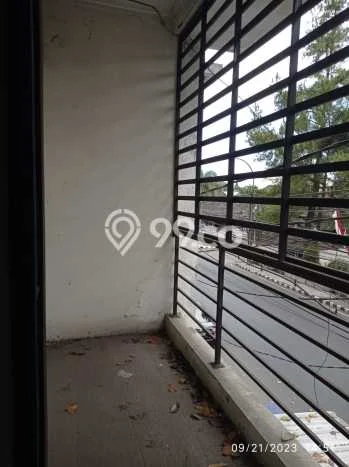 Area Ramai! Ruko Dijual di Cipedes untuk Bisnis Luas Bangunan 168m2 Area Ramai! Ruko Dijual di Cipedes untuk Bisnis Luas Bangunan 168m2
