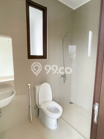 Rumah Elit Modern Tanpa Renovasi di BSD Tangerang Rumah Elit Modern Tanpa Renovasi di BSD Tangerang