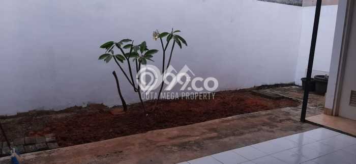 Rumah Strategis Minimalis Lb 65m2 di Serpong Utara, Tangerang Selatan Rumah Strategis Minimalis Lb 65m2 di Serpong Utara, Tangerang Selatan