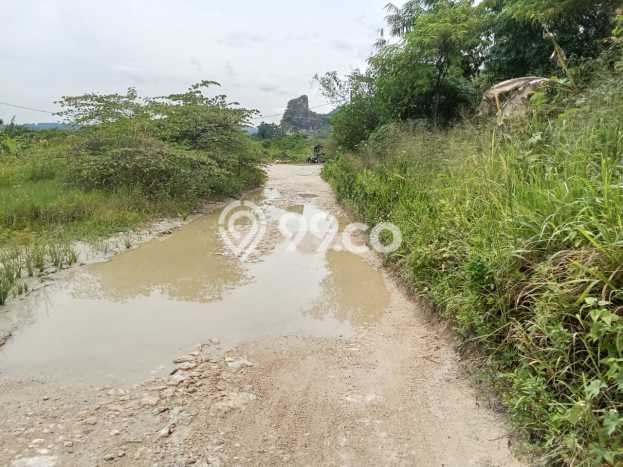 Kavling Tanah Dijual di Bogor Barat, Bogor, Luas 600000m2 Area Strategis Kavling Tanah Dijual di Bogor Barat, Bogor, Luas 600000m2 Area Strategis