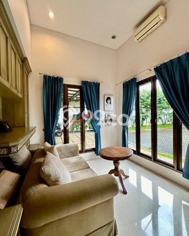 Hunian Mewah Dijual LT 1400m2 di Jagakarsa, Jakarta Selatan Hunian Mewah Dijual LT 1400m2 di Jagakarsa, Jakarta Selatan