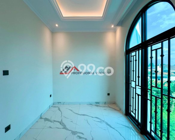 Siap Huni Rumah Mewah 4 Kamar di Jagakarsa Dekat ke Mana Saja Siap Huni Rumah Mewah 4 Kamar di Jagakarsa Dekat ke Mana Saja