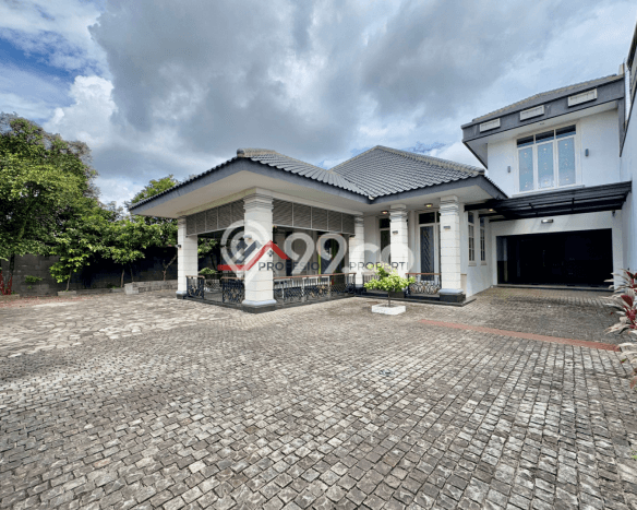 Dijual Rumah Premium dengan Fasilitas Sekitar Komplit di Cilandak, Jakarta Selatan Dijual Rumah Premium dengan Fasilitas Sekitar Komplit di Cilandak, Jakarta Selatan