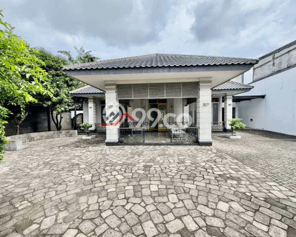 Dijual Rumah Premium dengan Fasilitas Sekitar Komplit di Cilandak, Jakarta Selatan Dijual Rumah Premium dengan Fasilitas Sekitar Komplit di Cilandak, Jakarta Selatan