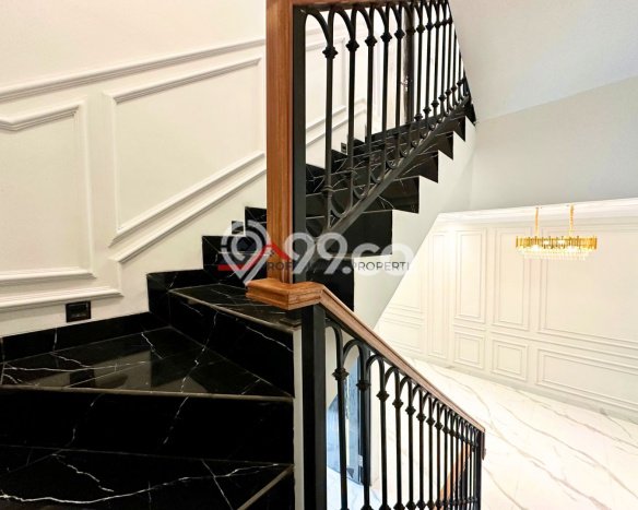 Siap Huni Rumah Mewah 4 Kamar di Jagakarsa Dekat ke Mana Saja Siap Huni Rumah Mewah 4 Kamar di Jagakarsa Dekat ke Mana Saja