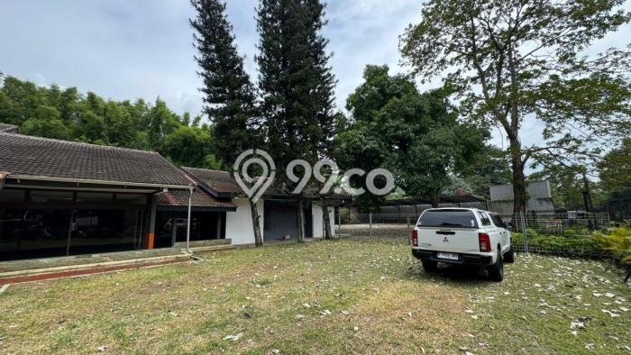 Dijual Tanah di Jakarta Selatan, Luas 2510m2 SHM Dijual Tanah di Jakarta Selatan, Luas 2510m2 SHM