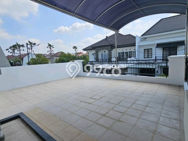 Dijual Rumah Premium dengan Fasilitas Sekitar Komplit di Wiyung, Surabaya Dijual Rumah Premium dengan Fasilitas Sekitar Komplit di Wiyung, Surabaya