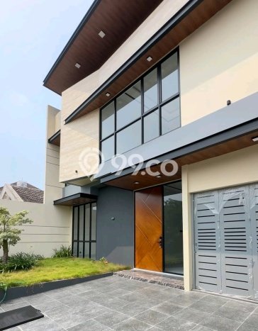 Rumah Mewah Siap Huni LT 240m2 di Gubeng, Surabaya Rumah Mewah Siap Huni LT 240m2 di Gubeng, Surabaya