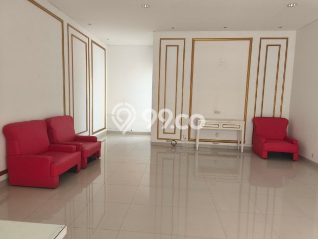 Ready to Use! Luxury House LT 210m2 Desain Modern di Citraland Ready to Use! Luxury House LT 210m2 Desain Modern di Citraland