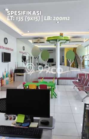 Rumah Luas Asri 4 KT Siap Pakai di Babatan Surabaya Rumah Luas Asri 4 KT Siap Pakai di Babatan Surabaya