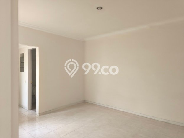 Rumah Luxury Modern Tanpa Renovasi di Pakuwon Surabaya Rumah Luxury Modern Tanpa Renovasi di Pakuwon Surabaya