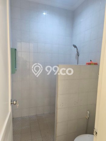 Rumah Luxury Modern Tanpa Renovasi di Pakuwon Surabaya Rumah Luxury Modern Tanpa Renovasi di Pakuwon Surabaya