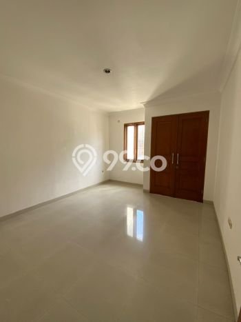 Dijual Rumah Premium dengan Fasilitas Sekitar Komplit di Tebet, Jakarta Selatan Dijual Rumah Premium dengan Fasilitas Sekitar Komplit di Tebet, Jakarta Selatan