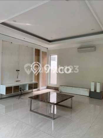 Ready to Use! Premium House LT 345m2 Desain Modern di Graha Ready to Use! Premium House LT 345m2 Desain Modern di Graha