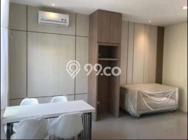Rumah Sewa Surabaya LT 105m2 LB 100m2 Kawasan Citraland Rumah Sewa Surabaya LT 105m2 LB 100m2 Kawasan Citraland