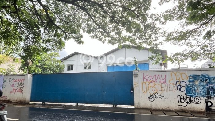 FOR SALE! Gudang di Pondok Aren Tangerang Selatan, LT 1150m2, LB 2000m2 FOR SALE! Gudang di Pondok Aren Tangerang Selatan, LT 1150m2, LB 2000m2