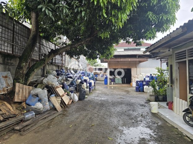 Gudang Dijual di Serpong Utara Tangerang Selatan dengan LB 350m2 Gudang Dijual di Serpong Utara Tangerang Selatan dengan LB 350m2