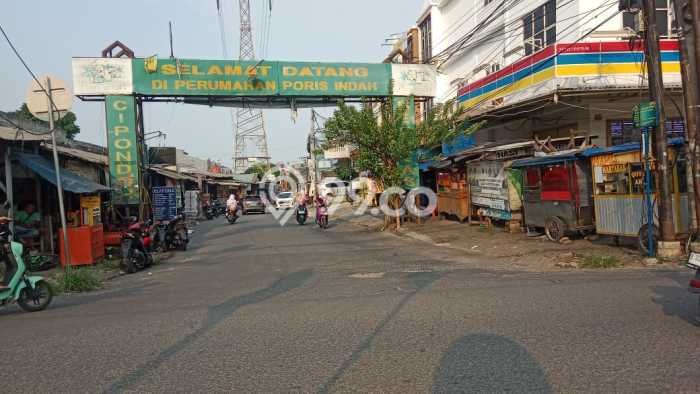 Area Ramai! Ruko Dijual di Cipondoh untuk Bisnis Luas Bangunan 100m2 Area Ramai! Ruko Dijual di Cipondoh untuk Bisnis Luas Bangunan 100m2