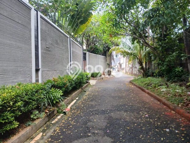 Hunian Mewah Dijual LT 393m2 di Cilandak, Jakarta Selatan Hunian Mewah Dijual LT 393m2 di Cilandak, Jakarta Selatan