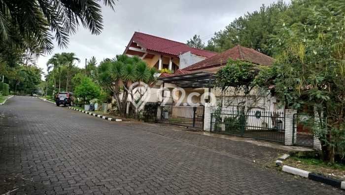 Dijual Rumah Premium dengan Fasilitas Sekitar Lengkap di Ciputat Timur, Tangerang Selatan Dijual Rumah Premium dengan Fasilitas Sekitar Lengkap di Ciputat Timur, Tangerang Selatan