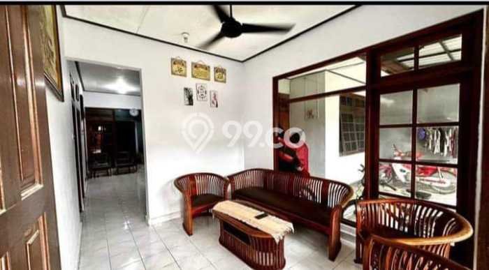Dijual Cepat Rumah Strategis LT 300m2 LB 180m2 di Denpasar Cocok untuk Hunian Dijual Cepat Rumah Strategis LT 300m2 LB 180m2 di Denpasar Cocok untuk Hunian