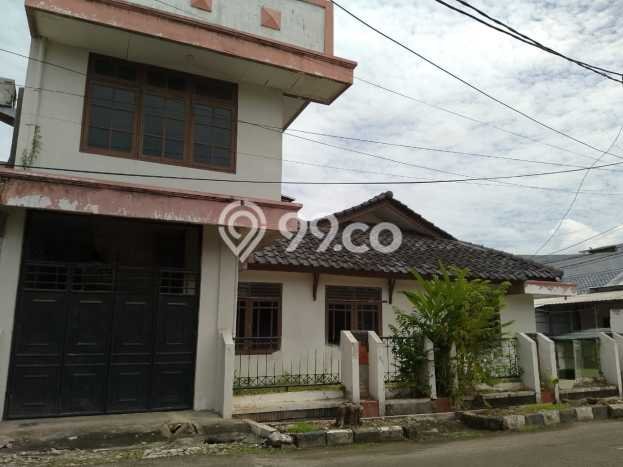 Rumah Luas Asri 4 KT Siap Huni di Harapan Indah Bekasi Rumah Luas Asri 4 KT Siap Huni di Harapan Indah Bekasi