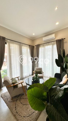Rumah Elit Modern Siap Huni di Petukangan Jakarta Selatan Rumah Elit Modern Siap Huni di Petukangan Jakarta Selatan