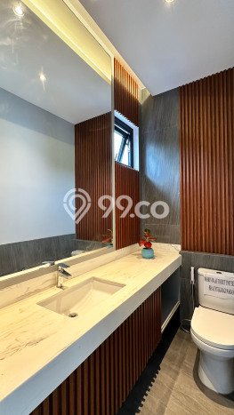 Ready to Use! Premium House LT 144m2 Desain Elegan di Bintaro Ready to Use! Premium House LT 144m2 Desain Elegan di Bintaro
