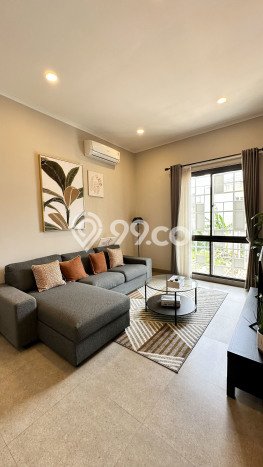 Rumah Elit Modern Siap Huni di Petukangan Jakarta Selatan Rumah Elit Modern Siap Huni di Petukangan Jakarta Selatan